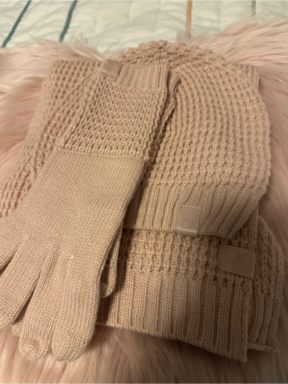 Calvin Klein 3-Piece Waffle-Knit Cold Weather Set